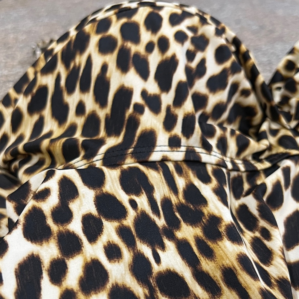 Torrid leopard Print Women's Top size 10/12 00/0 - Picture 5 of 12